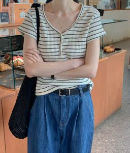 時尚撞色條紋半開領短袖上衣 - Image 2