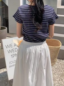 時尚撞色條紋半開領短袖上衣 - Image 8