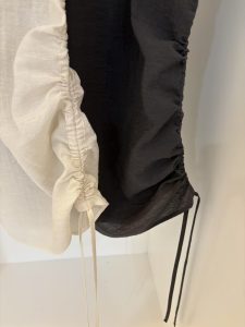 高級感側邊伸縮綁帶設計上衣 - Image 10