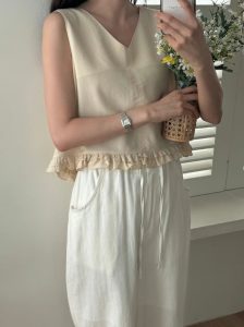 穿了變可愛~下擺荷葉V領短版背心(亞麻+縲縈) - Image 7