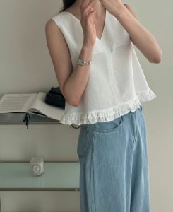 穿了變可愛~下擺荷葉V領短版背心(亞麻+縲縈) - Image 3